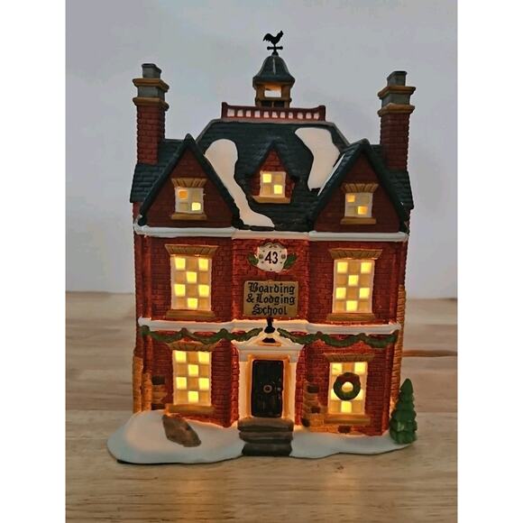 Dept 56 Boarding & Lodging School #5810-6 Dickens' Village Series WLite Orig Box - Picture 3 of 16